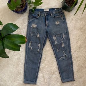 Bullhead Distressed Boyfriend Jeans